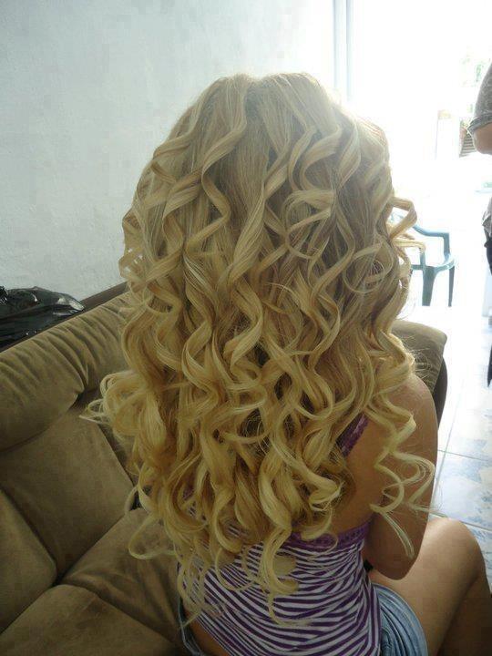 curly blonde hair