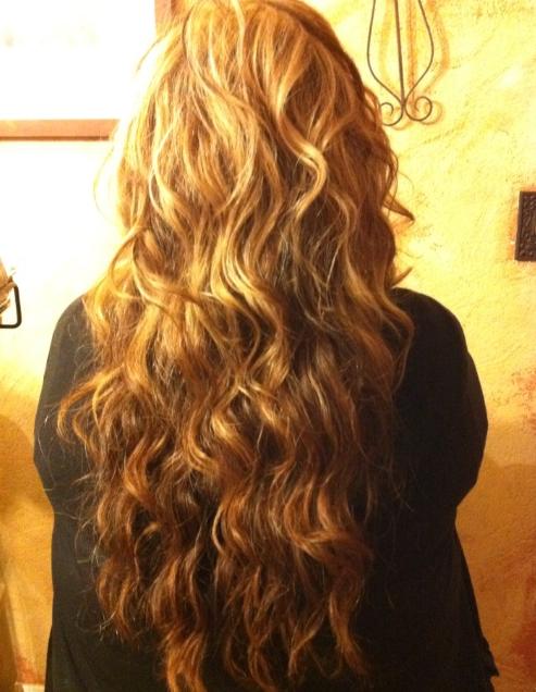 curly blonde hair with the wand