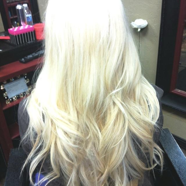 Platinum blonde, wavy curl, long hair