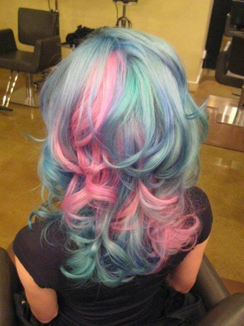 pink,blue,green hair, yes pastel love