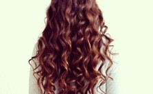 Brunette Curls