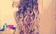 Ombre Wavy Curls