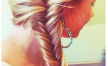 Blonde Side Fishtail