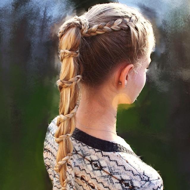 Dutch carousel ponytail braid