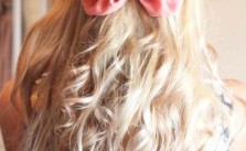 Bow & Pretty Curls