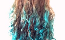 Thick Curls, Blue Ends