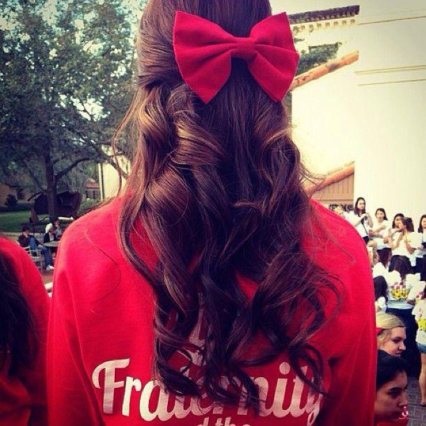 bow and curls