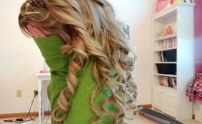 Wavy Blonde Curls