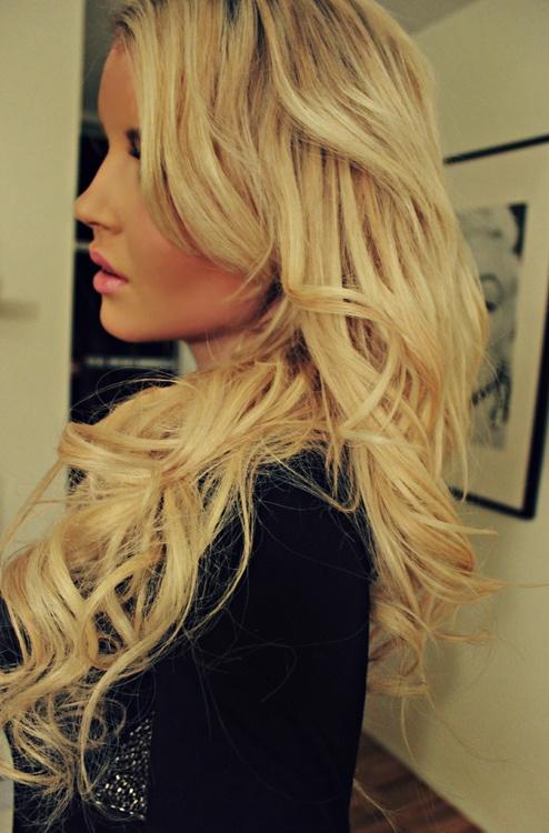 love this hair color