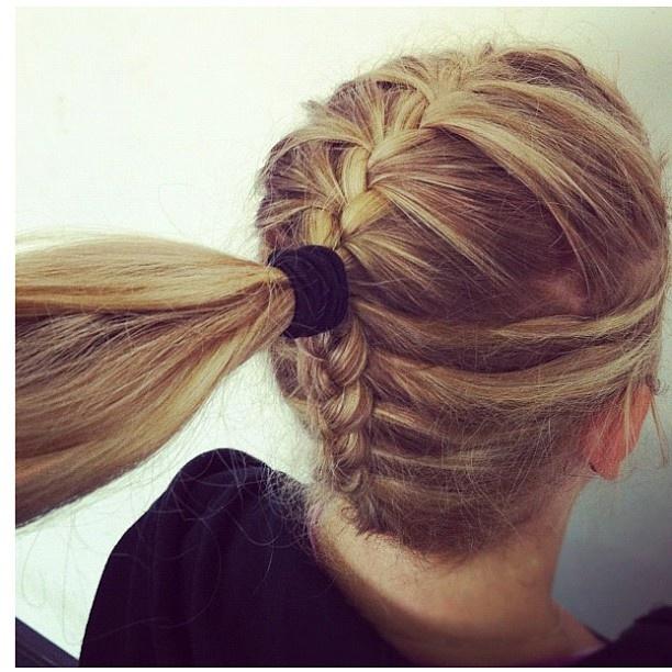 Could totally do this with a bun and it would be so cute