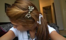 Side Ponytail with Bow Clips