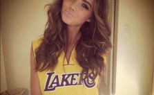 Makeup & Wavy Hair