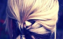Knotted Ponytail