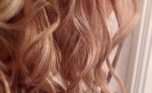 Wavy Pinned Bangs
