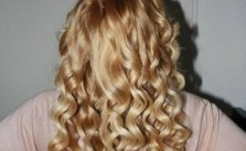 Bouncy Blonde Curls