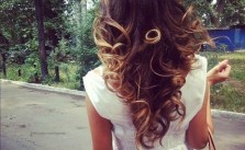 Curly Blonde tips