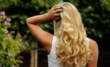 Messy Blonde Curls