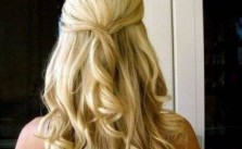 Full & Wavy Blonde