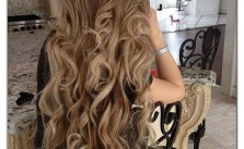 Messy & Long Curls