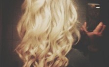 Blonde & Messy