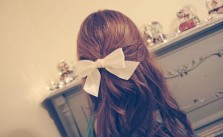 Brown Hair & Bow