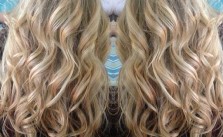 Messy Blonde Wavy Hair