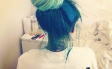 Messy Aqua Bun