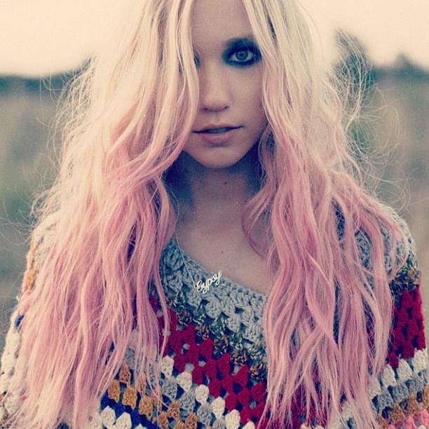 blonde waves with pink ombre