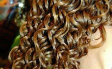 Shiny Wavy Curls